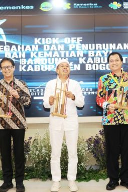 Target Kemenkes di Jabar: Ibu-Anak Sehat, Stunting Turun