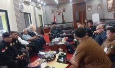 *”Aneh…!! Bangun Dulu, Ijin Diurus Belakangan: Kontroversi crossing Jalan Desa Kadu*