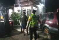 Evakuasi mobil pemudik yang terjun ke sungai di Desa Ketanggungan, Kabupaten Brebes, Jawa Tengah, Sabtu (28/3/2026). Foto: ismail