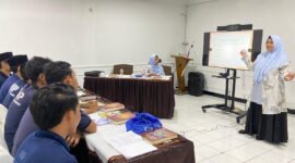 Warga binaan lapas brebes ikuti pendidikan program kesetaraan PKBM Sakila Kerti. Fot: dok Humas