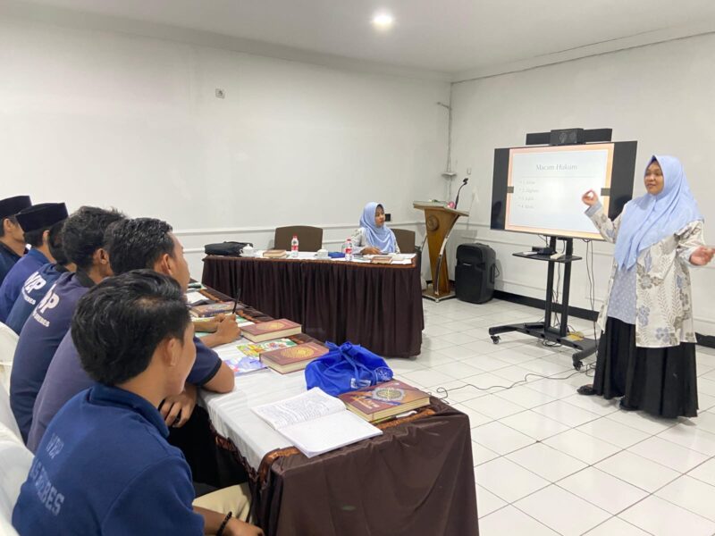 Warga binaan lapas brebes ikuti pendidikan program kesetaraan PKBM Sakila Kerti. Fot: dok Humas