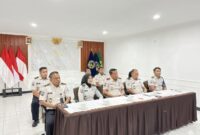 Kalapas Brebes bersama jajaran pegawai mengikuti sosialisasi ZI via virtual. Foto: ist