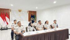 Kalapas Brebes bersama jajaran pegawai mengikuti sosialisasi ZI via virtual. Foto: ist