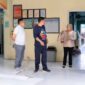 Kadinkesda Brebes, Heru Padmonobo (kiri) saat sidak di puskesmas Bulakamba, Jumat (10/4/2026). Foto: ist
