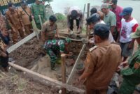 Peletakan batu pertama pembangunan jembatan garuda pada Selasa (31/3). Foto:ist