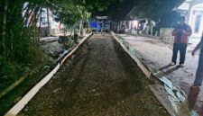 Pembangunan jalan betonisasi kp. Cibogo RT 01/04 Desa Pasanggrahan Kecamatan Solear