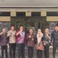 Kalapas Brebes Mudo Mulyanto mengunjungi Ketua Pengadilan Negeri Brebes Erica Mardaleni, Jumat (22/5). Foto: Ist