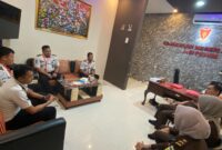 Petugas Lapas Brebes mengunjungi Kejari Brebes. Foto: dok humas