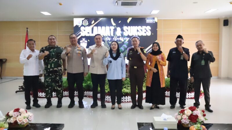 Bupati Paramitha Widya Kusuma menghadiri acara pisah sambut Kejari Brebes. Foto: ist