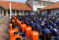 Kalapas Mudo Mulyanto memberikan arahan kepada Warga Binaan. Foto: dok humas