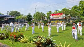 Puluhan personel polres Brebes mengikuti ujian beladiri di mapolres, Kamis (4/6/2026). Foto: ist