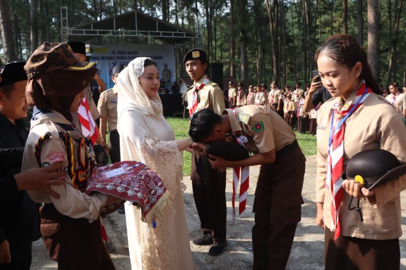 Bupati Paramitha menutup kegiatan JAWARA. Foto: ist