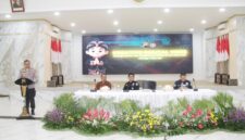 Polda Jawa Tengah menggelar Latihan Peningkatan Kemampuan (Latkatpuan) Fungsi Humas Tahun Anggaran 2026. Kegiatan yang mengusung tema “Creative Digital Vibes: Strategi Konten dan Pengelolaan Media Sosial Masa Kini” tersebut berlangsung di Gedung Borobudur Mapolda Jateng pada Jumat (12/6/2026) pagi. Foto: ist