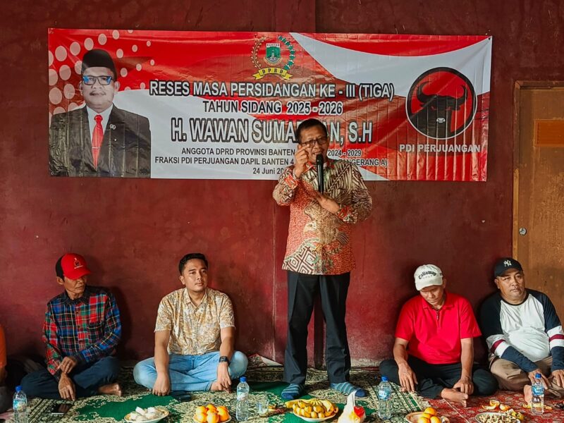 Kegiatan Reses H. Wawan Sumarwan SH, ditempat kediaman Nugraha Adiyatma, Desa Gandaria Kecamatan Mekar baru. Rabu 24/06/26