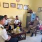 Kalapas Brebes Mudo Mulyanto bertemu Kepala Dinas Kesehatan Daerah Kabupaten Brebes, dr. Heru Padmonobo, dalam rangka memperkuat sinergi pelayanan kesehatan bagi warga binaan Lapas Brebes. Foto: Ist