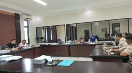 Pengurus Formagi menggelar audiensi dengan komisi III DPRD Brebes, Kamis (30/7). Fot: ist