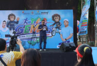 Wakil Bupati, Wurja, meluncurkan Gerakan Masyarakat Aktif dan Bugar (GEMAR) di kawasan Car Free Day (CFD) Alun-Alun Brebes, Minggu (19/7/2026). Foto: ist