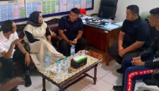 Wakil Direktur Poltekimipas, Dr. Mulyani Rahayu, didampingi Kepala Program Studi Manajemen Pemasyarakatan, Denny Nazaria Rifani dan petugas Lapas Brebes. (Foto: ist)