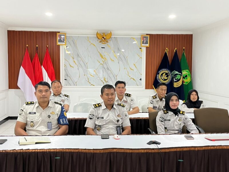 Petugas Lapas Brebes mengikuti  Penguatan Pengawasan Internal di Lingkungan Kementerian Imigrasi dan Pemasyarakatan dengan agenda 