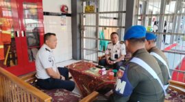 Petugas Lapas Brebes bersama anggota anggota Subdenpom. Foto: ist