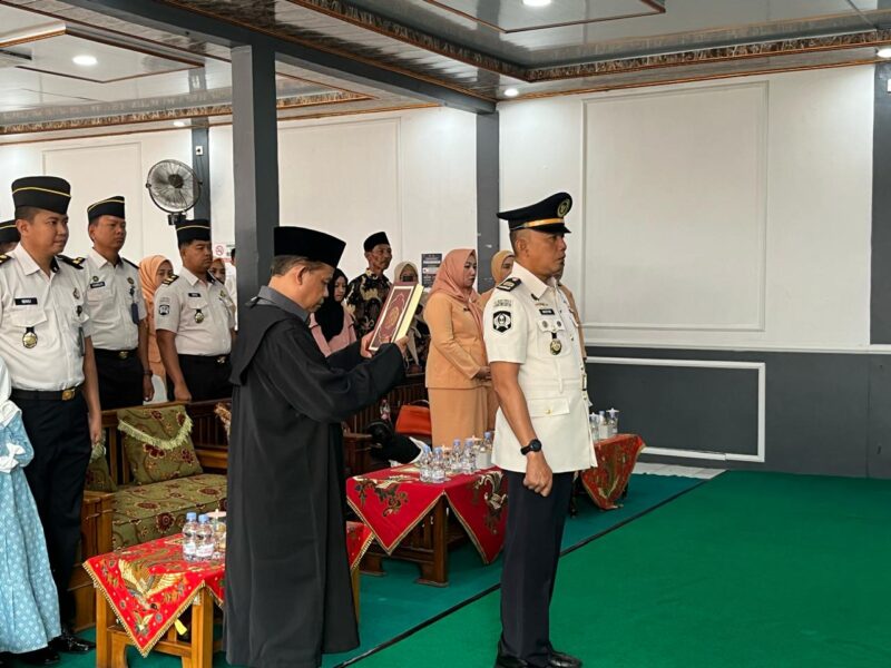 Bachtiar Oktaffiandi dilantik sebagai Kasi Binadik dan Giatja baru. Foto: ist

 

 