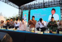 Kyai Anwar Zahid di acara Brebes bershalawat. Foto: istimewa