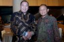 Pamor Wicaksono anggota DPRD Brebes bersama Sarmuji. Foto: istimewa

 

 