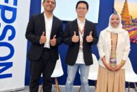 Virdyansas Priyo Pratomo -  Assistant Manager Presales Engineer
- Ario Aditya - Head of Vertical Business
- Nuzul Quraini Diandra - Product Marketing SureColor V-4000