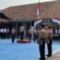 Sejumlah warga binaan Lapas Brebes menjadi petugas upacara kesadaran berbangsa dan bernegara bertempat di blok hunian, Senin (26/10/2026). Foto: istimewa