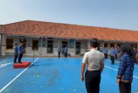 Kepala Lapas Kelas IIB Brebes Mudo Mulyanto menjadi  inspektur upacara peringatan hari kesaktian Pancasila. Foto: dok humas